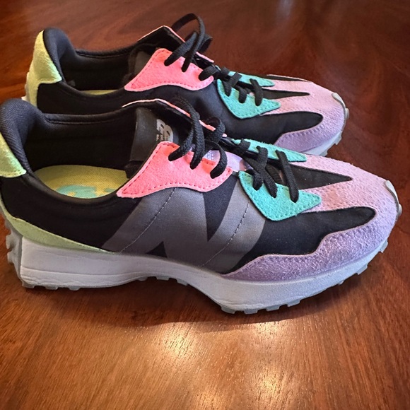 New Balance 327 Black Multi Women's 8 - Picture 4 of 8